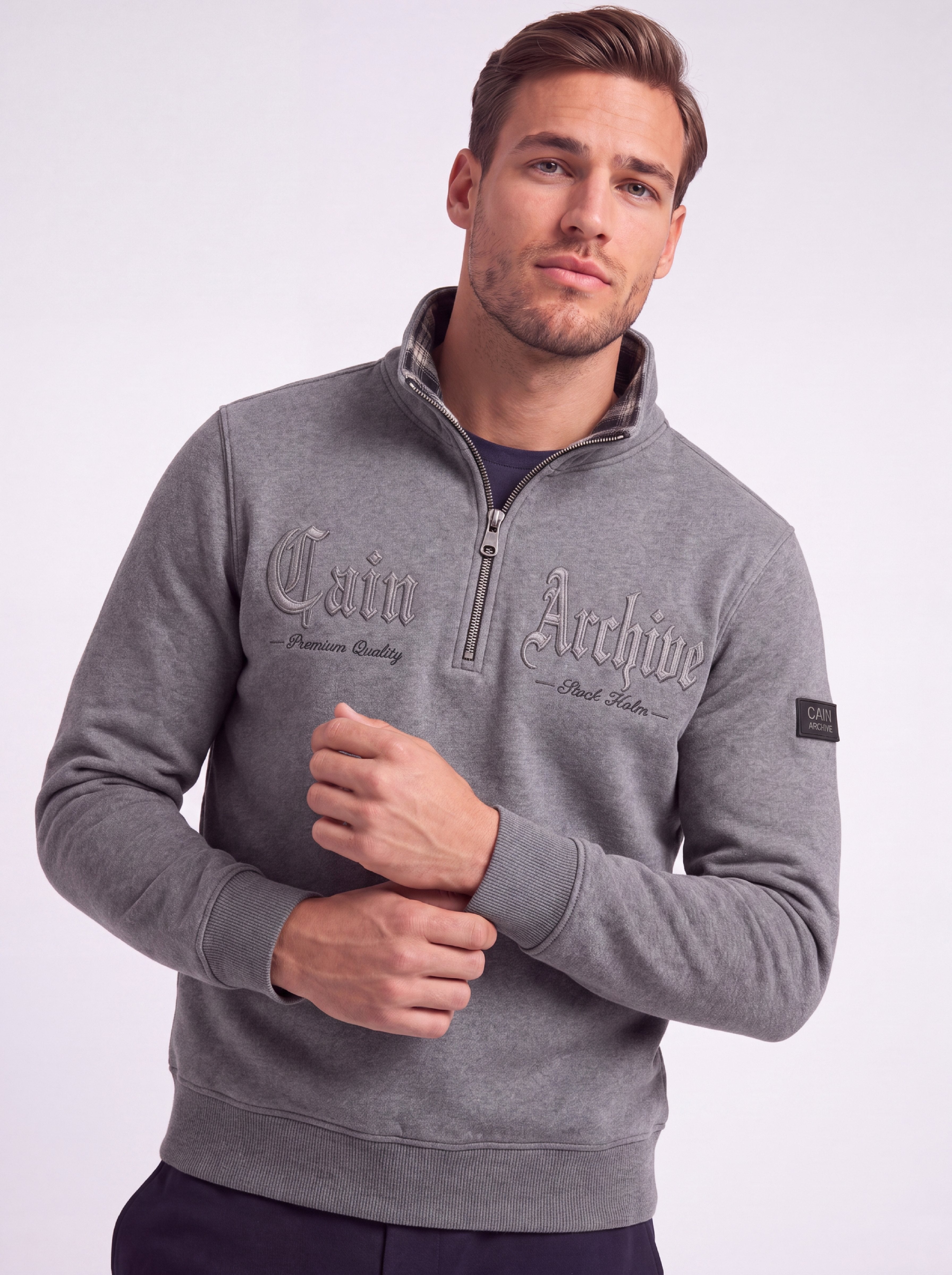 Archive Capsule 1 Quarter Zip